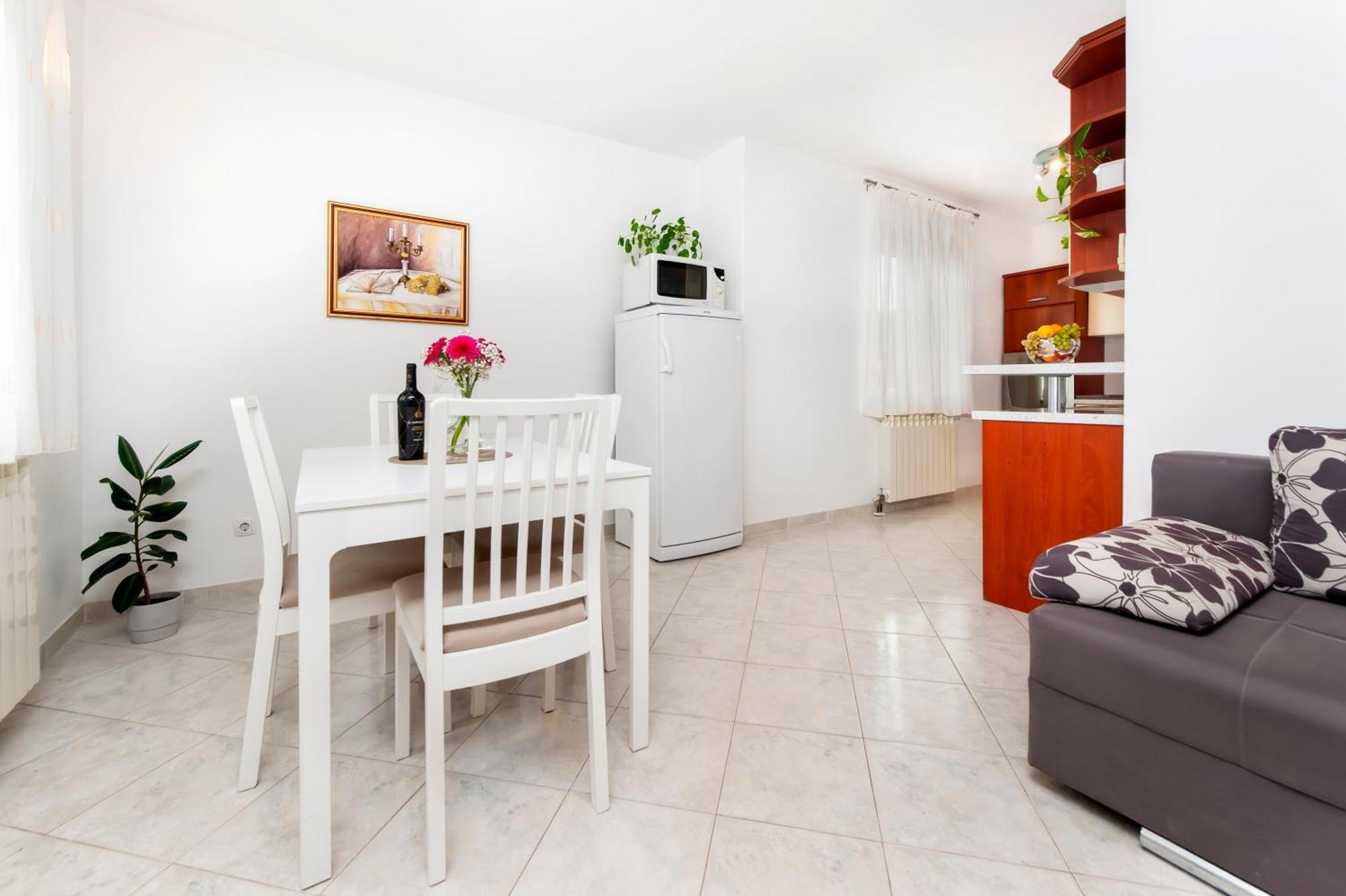 Apartments Sandra Rovinj Zewnętrze zdjęcie